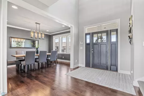 Entry Way - 787 Riverbend Rd, Oxbow, ND 58047 photo 1 of 6