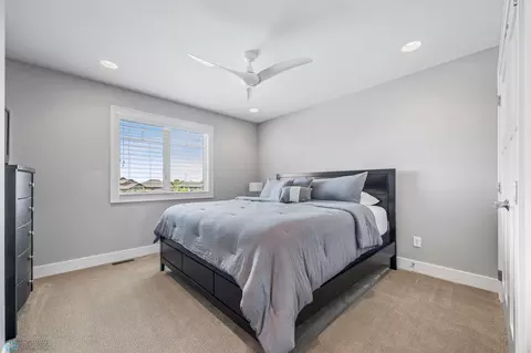 Bedroom - 787 Riverbend Rd, Oxbow, ND 58047 photo 7 of 8