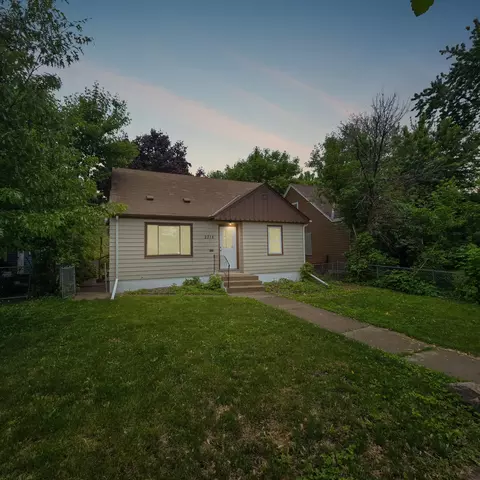 2718 Morgan Ave N, Minneapolis, MN 55411