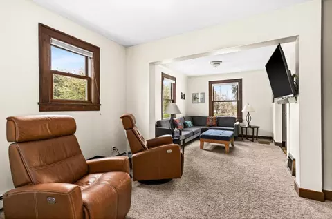 Living - 4031 Regent St, Duluth, MN 55804 photo 7 of 7