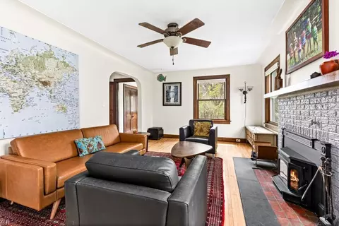 Living - 4031 Regent St, Duluth, MN 55804 photo 3 of 7