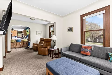 Living - 4031 Regent St, Duluth, MN 55804 photo 5 of 7