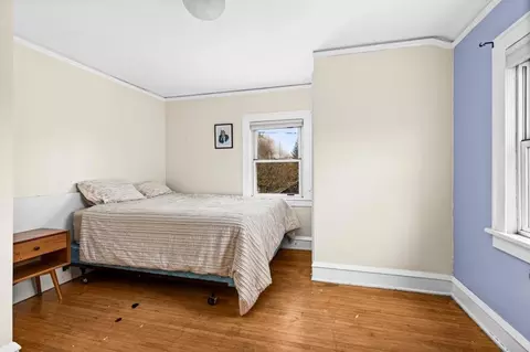 Bedroom - 4031 Regent St, Duluth, MN 55804 photo 4 of 9