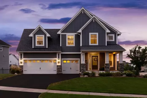 9225 Red Oak Trl, Woodbury, MN 55129