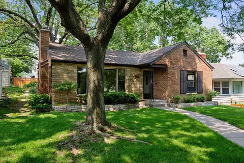 4932 Cedar Ave S, Minneapolis, MN 55417
