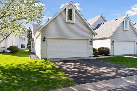 3470 Silver Ln NE, Saint Anthony, MN 55421