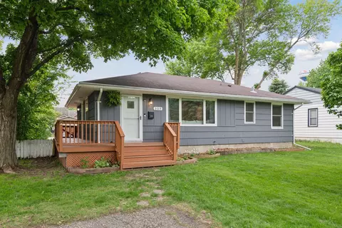 309 W 2nd St, Waconia, MN 55387