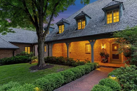 Exterior - 1150 Wyndmere Rd, Wayzata, MN 55391 photo 16 of 19