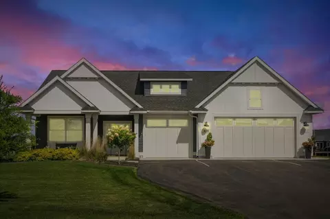 584 Reynolds St, River Falls, WI 54022
