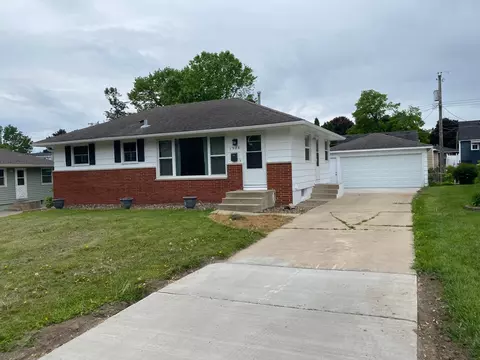 1908 24th St NW, Rochester, MN 55901