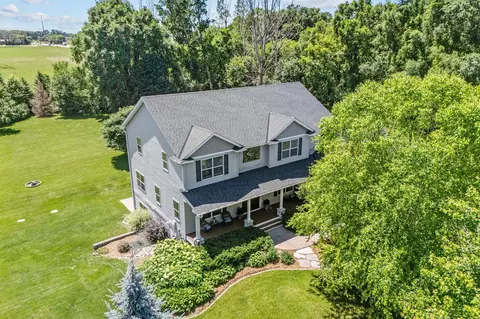 19885 Hunters Rdg, Rogers, MN 55374