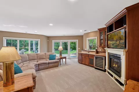 Living - 2845 Providence Pl, Maple Plain, MN 55359 photo 2 of 2