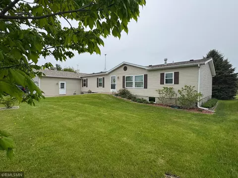 18755 Cassie Ln, Pokegama Twp, MN 55063