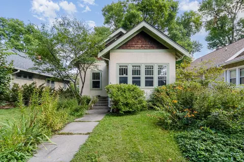 3221 32nd Ave S, Minneapolis, MN 55406