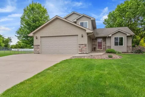 20573 Georgia Avenue Pl N, Forest Lake, MN 55025