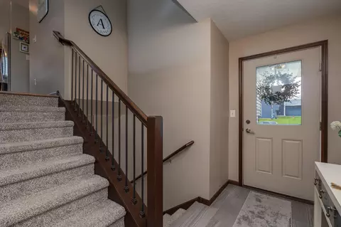 Entry Way - 641 Beverly St, Wanamingo, MN 55983 photo 3 of 4