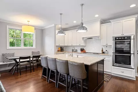 Kitchen - 26350 Alexander Ln, Shorewood, MN 55331 photo 3 of 7
