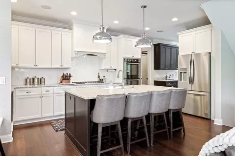 Kitchen - 26350 Alexander Ln, Shorewood, MN 55331 photo 5 of 7