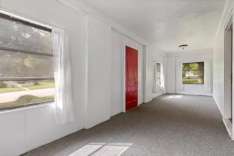 901 N 4th St, Marshall, MN 56258 photo 22