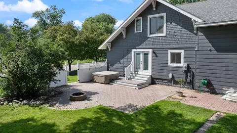 901 N 4th St, Marshall, MN 56258 photo 9
