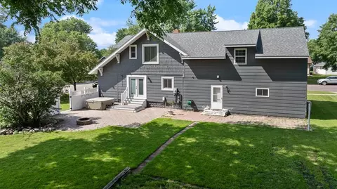 901 N 4th St, Marshall, MN 56258 photo 7