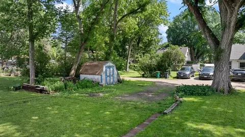 901 N 4th St, Marshall, MN 56258 photo 12