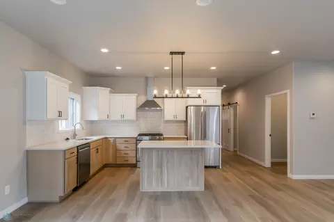 4150 Arthur Dr, Fargo, ND 58104 photo 6