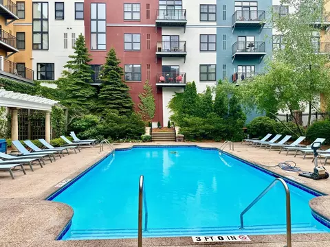 4525 Park Commons Dr #207, Saint Louis Park, MN 55416