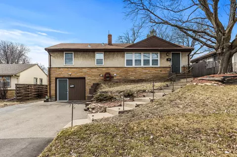1442 7th Ave S, South Saint Paul, MN 55075