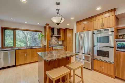 15511 Afton Hills Dr S, Afton, MN 55001