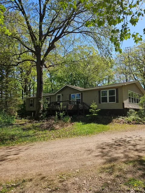 1020 35th Ave, Amery, WI 54001