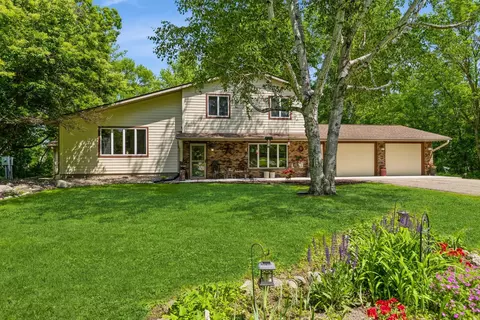 8935 180th St W, Faribault, MN 55021 photo 2