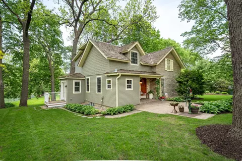204 Erblang Ave, Faribault, MN 55021 photo 2