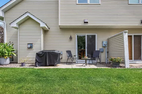 1853 Cliff Lake Ct, Eagan, MN 55122 photo 24
