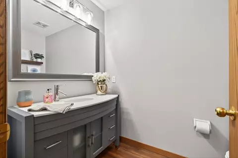 1853 Cliff Lake Ct, Eagan, MN 55122 photo 9