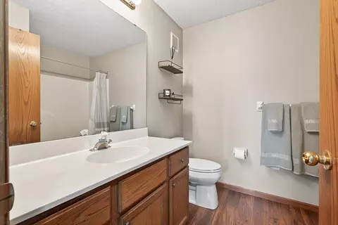 1853 Cliff Lake Ct, Eagan, MN 55122 photo 23