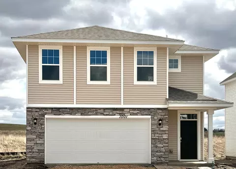 1001 Stone Creek Dr, Jordan, MN 55352