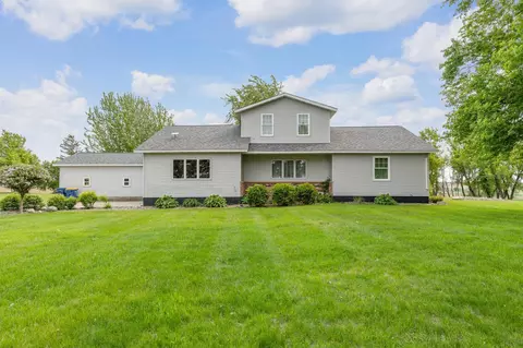 8187 E 230th St E, Faribault, MN 55021 photo 2