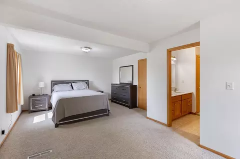 8187 E 230th St E, Faribault, MN 55021 photo 18