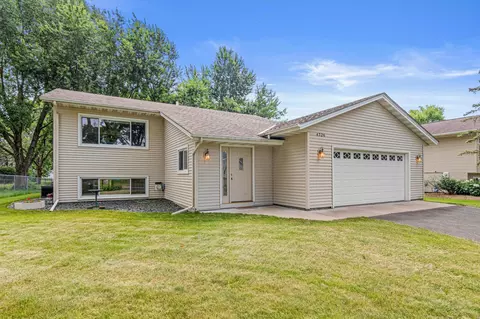 4326 Greenhaven Ct, Vadnais Heights, MN 55127