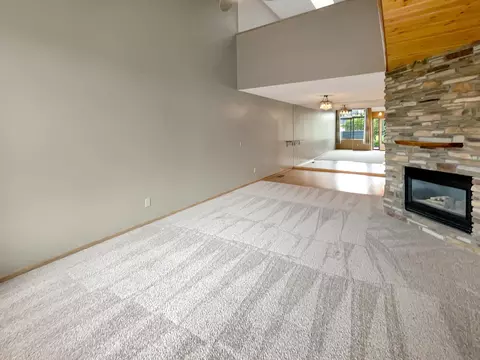 Living - 2002 Willow Cir, Centerville, MN 55038 photo 3 of 4