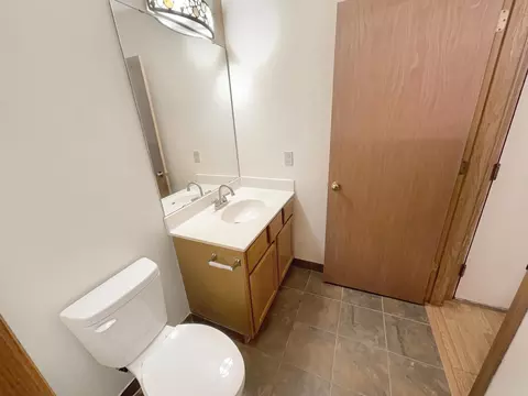 Bath - 2002 Willow Cir, Centerville, MN 55038 photo 2 of 3