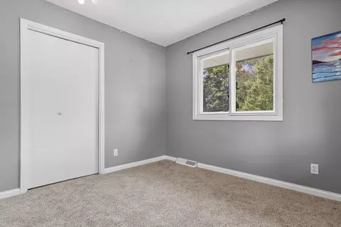 Bedroom - 4322 Rustic Pl, Shoreview, MN 55126 photo 3 of 5