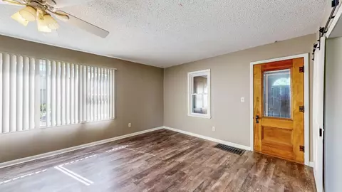 115 1st Ave NE, Plainview, MN 55964 photo 4