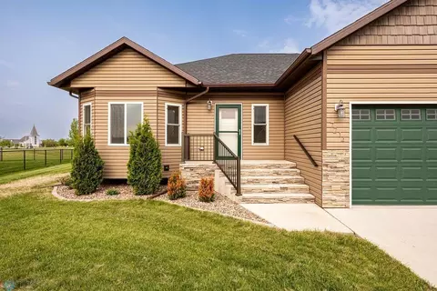Exterior - 7214 Eagle Pointe Dr S, Fargo, ND 58104 photo 8 of 11