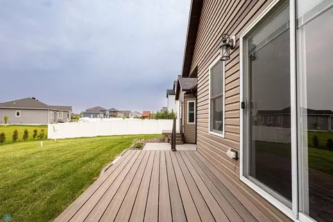 Exterior - 7214 Eagle Pointe Dr S, Fargo, ND 58104 photo 9 of 11
