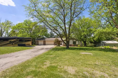 2820 150th St W, Shakopee, MN 55379
