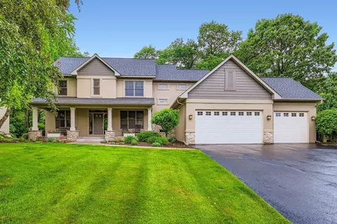 946 Wild Rose Ct, Eagan, MN 55123