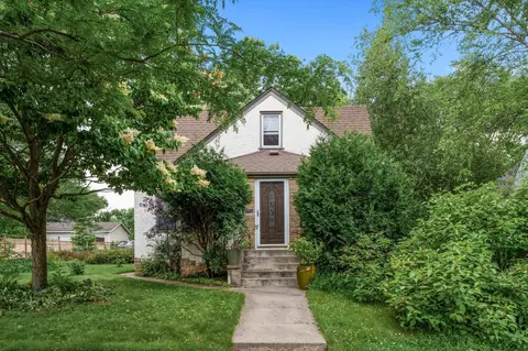 967 Stryker Ave, West Saint Paul, MN 55118