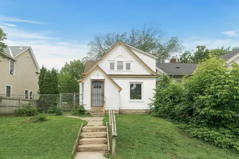 3227 Fremont Ave N, Minneapolis, MN 55412